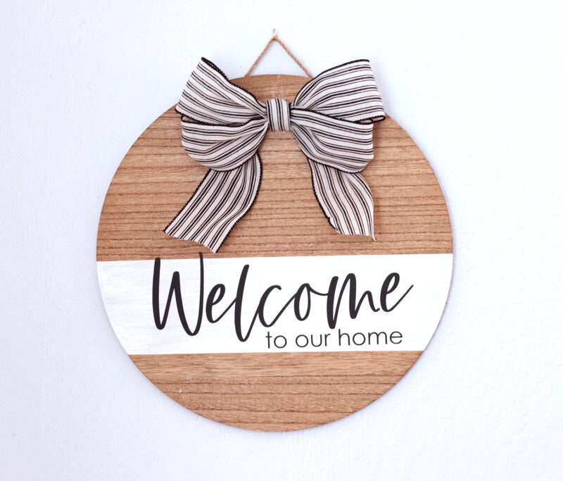 wooden welcome sign